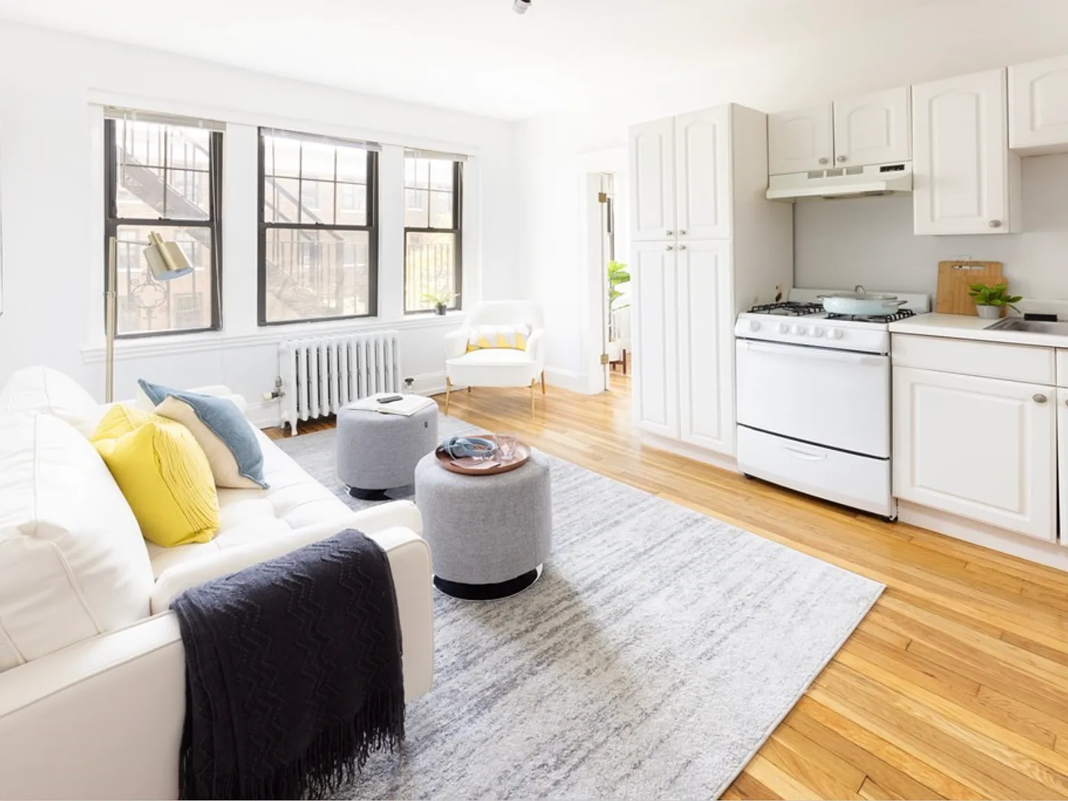 1 bed, 550 sqft, $2,500 — Photo 2