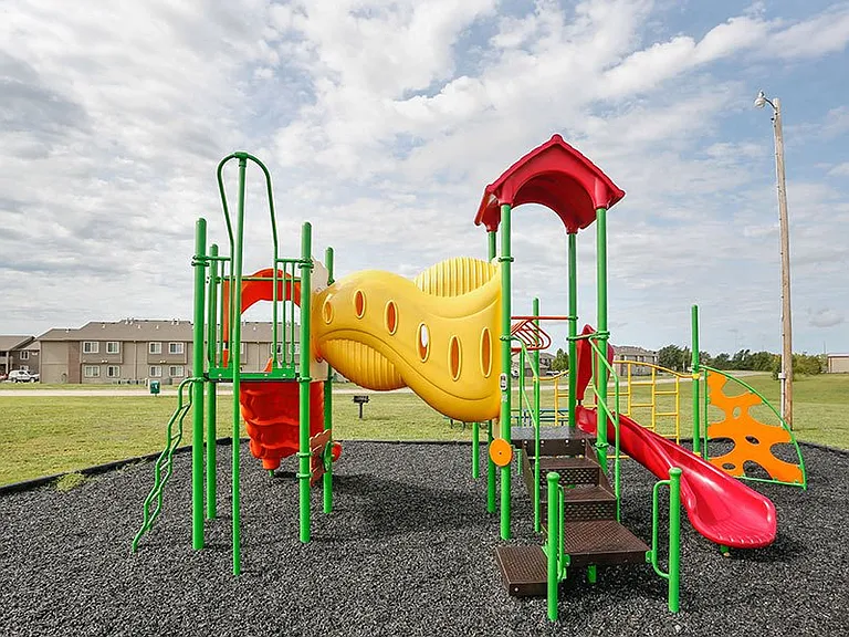 South Park Apartments — Photo 16