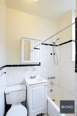 Rented by Bond New York | media 24