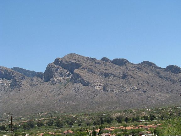 4th image of 1169 W Desert Greens Way