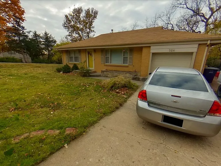 324 Shelle Rd — Photo 9