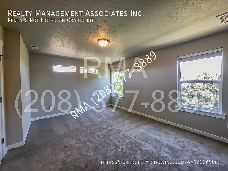 3132 N Network Ln — Photo 9
