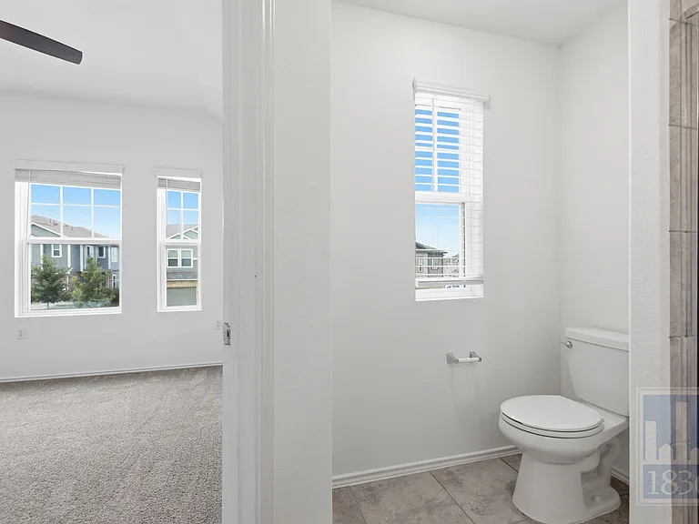 15213 Spruce Frost Cv #A — Photo 25
