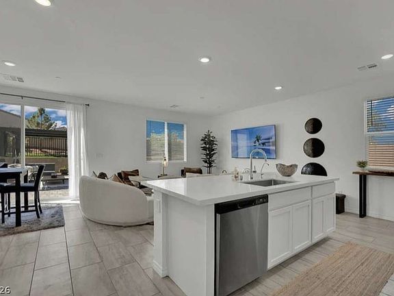 5th image of 8907 Roadrunner Ravine St