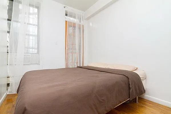 Rented by S&H Equities | media 52