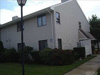 5th image of 20 Laurel Ave APT 77