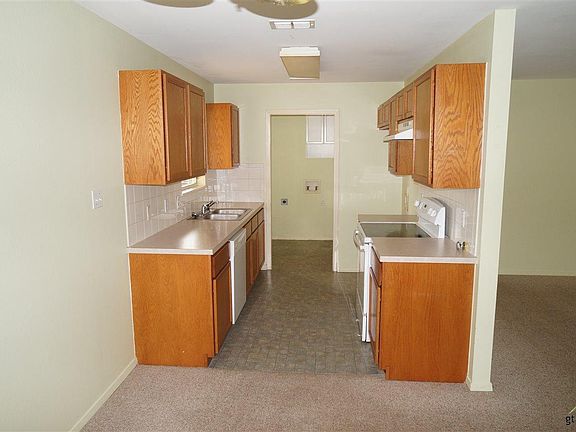 4th image of 1803 Park Lane Cir