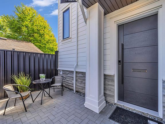 3rd image of 2316 Cliff Ave #4