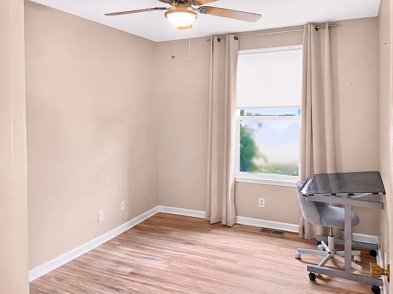 578 Donna Dr — Photo 24