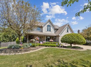 609 Heartland Dr, New Lenox, IL 60451