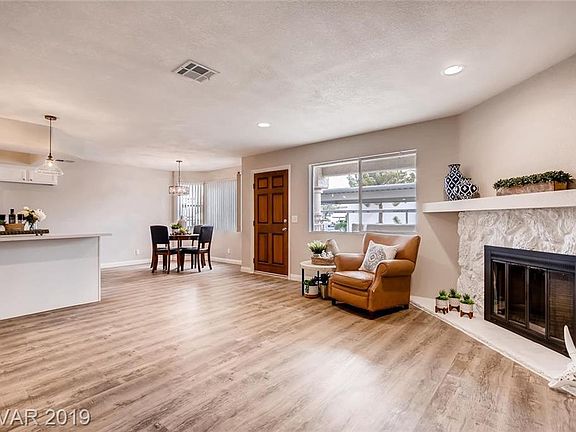 2nd image of 7961 Marblehead Way Unit 102
