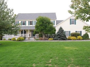 403 Woodhouse Ave, Wallingford, CT 06492