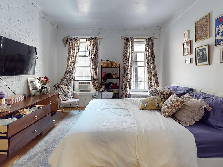 126 Macdougal St #2D — Photo 4