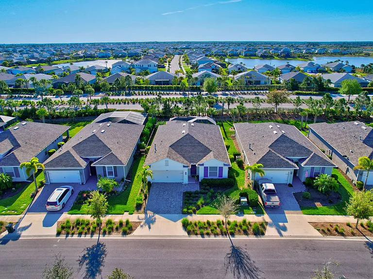 17425 Silverspur Dr — Photo 15