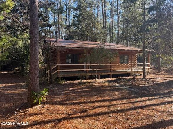 204 Wilson Circle, Arapahoe, NC 28510