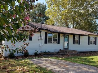 720 E 5th St, Booneville, AR 72927