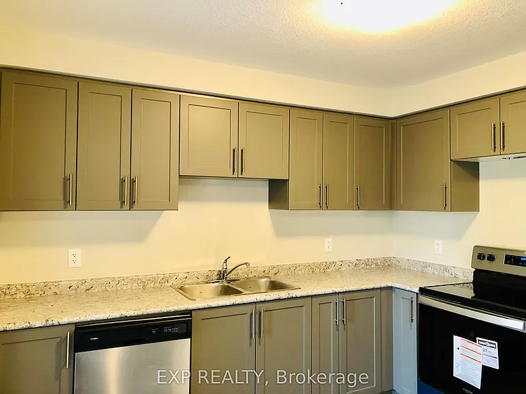 24 Morrison Rd #B2 — Photo 7