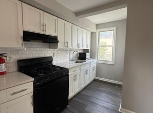 206 Peshine Ave #2B, Newark, NJ 07108