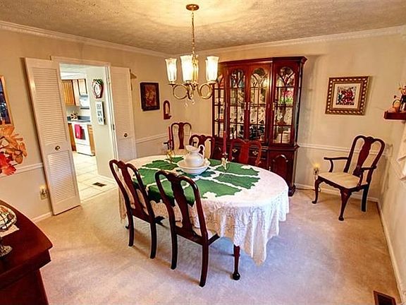 4th image of 9148 Payne Farm Ln
