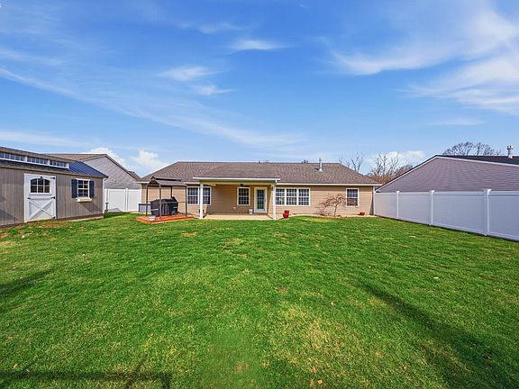 4th image of 28 Amber Way