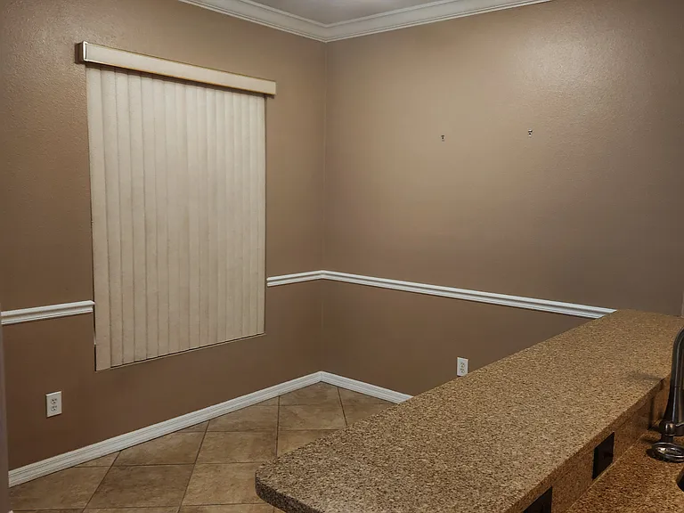 638 Madina Cir — Photo 4