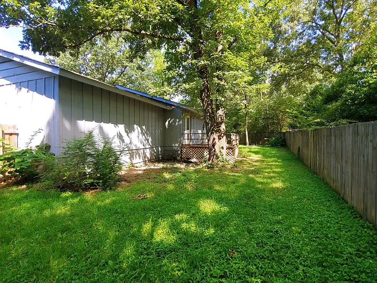 5 Hickory Ln — Photo 19