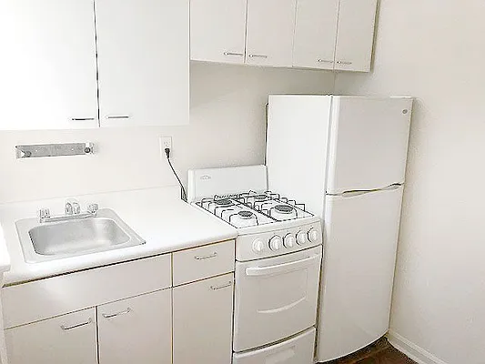 Rented by AJ Clarke | media 12