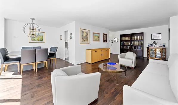 1st image of 315 W 70th St APT 11B