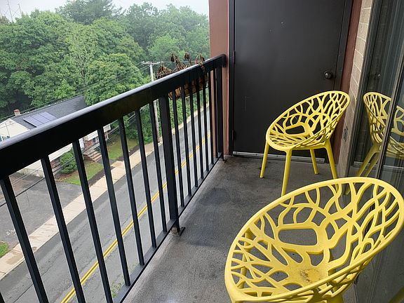 5th image of 292 Salem St APT 501