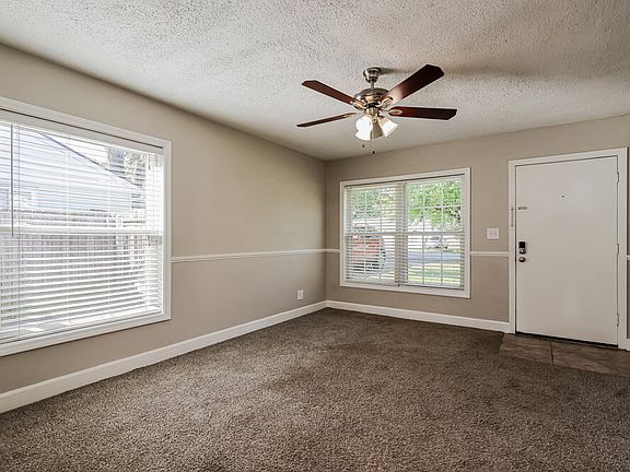 3rd image of 4724 Granada Dr