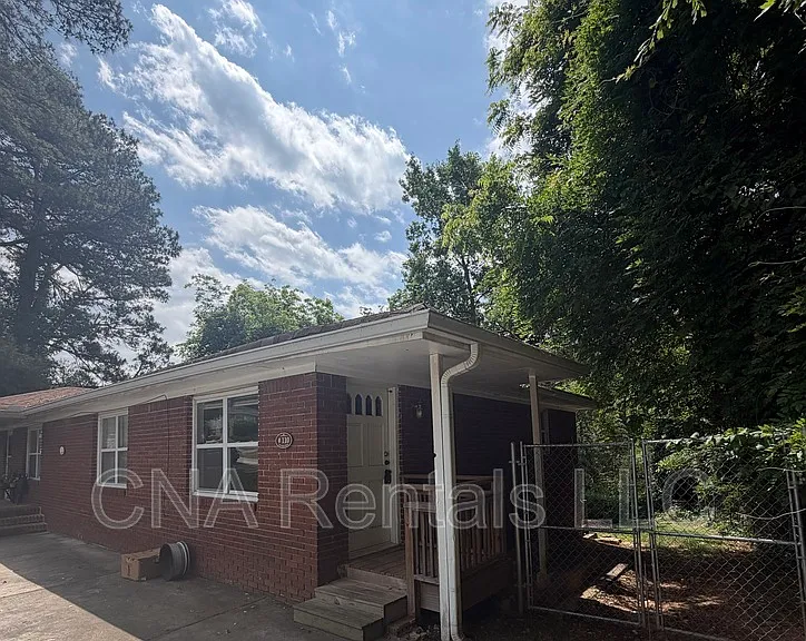 106 Wallace Rd SE #110 — Photo 2