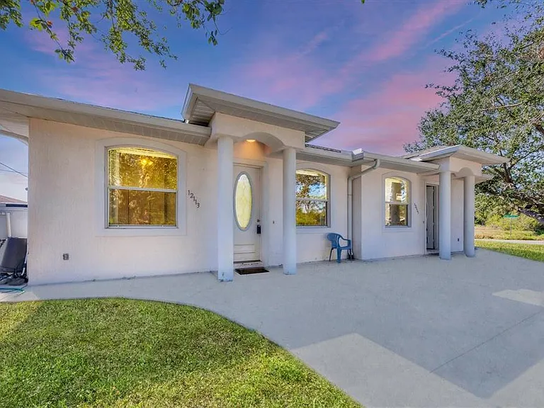 12113 Capilla Ln — Photo 2