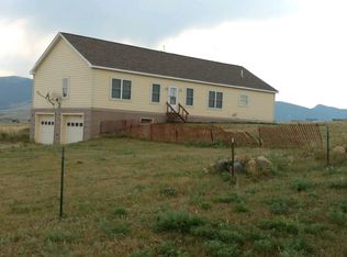 68 Cheyenne Rd, Banner, WY 82832