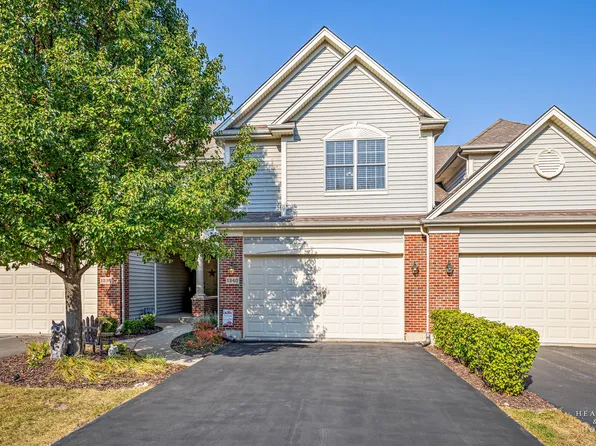 1240 Westlake Dr, Cary, IL 60013
