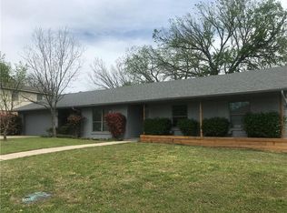 2313 Ridgewood Dr, Sherman, TX 75092