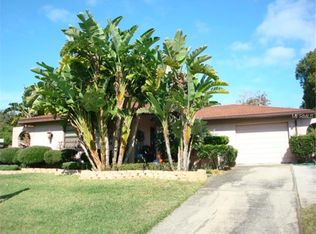 1404 Ironworks Ln, Tarpon Springs, FL 34689