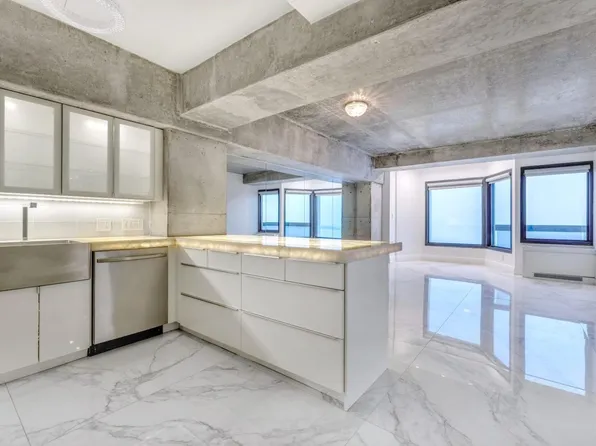 6363 Christie Avenue NE #2513, Emeryville, CA 94608