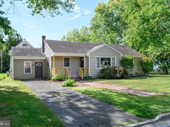 304 W Oak Ave, Easton, MD 21601