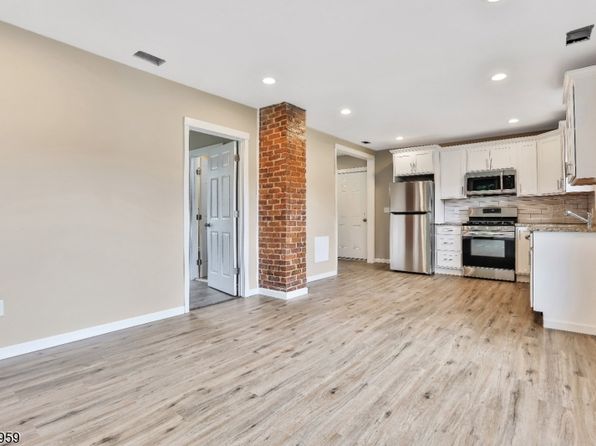 34 Boonton Ave APT B