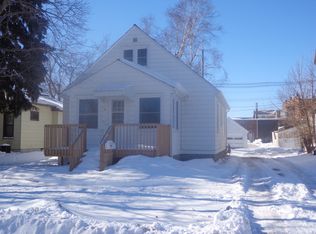 126 1st Ave SE, Wells, MN 56097