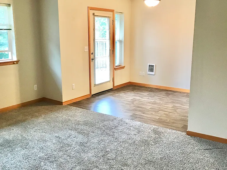 Chestnut Ridge — Photo 19