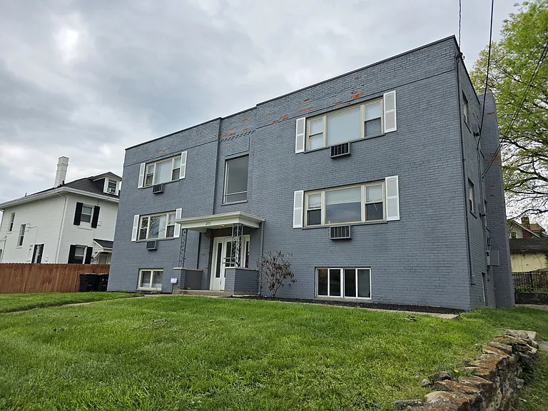 2751 Arbor Ave #3 — Photo 11