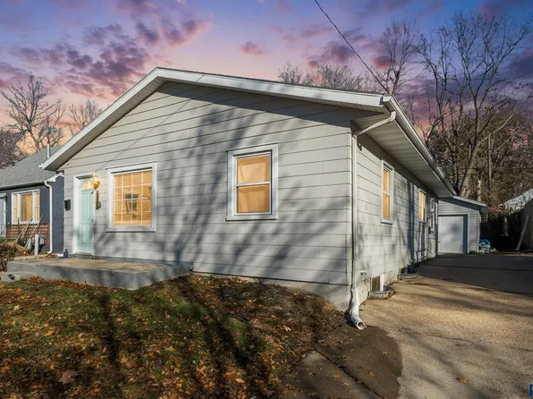 2114 S Norton Ave, Sioux Falls, SD 57105