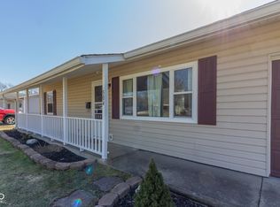 504 Mooreland Dr, New Whiteland, IN