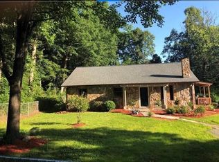 1381 33rd Street Ln NE, Conover, NC 28613