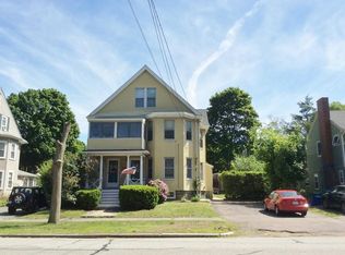 34 Elmcrest Rd #1, Wakefield, MA 01880