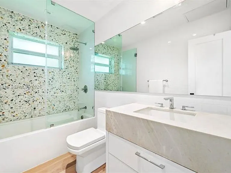 5711 Michelangelo St #5711 — Photo 27