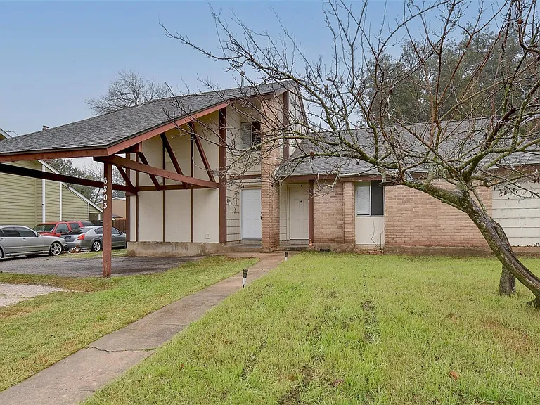 6803 Woodhue Dr #A — Photo 3