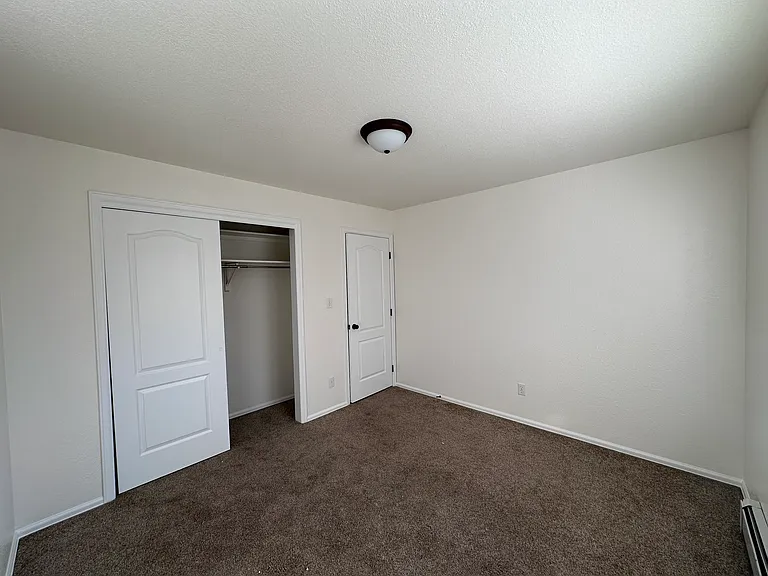 3043 1/2 Regal Ct — Photo 27