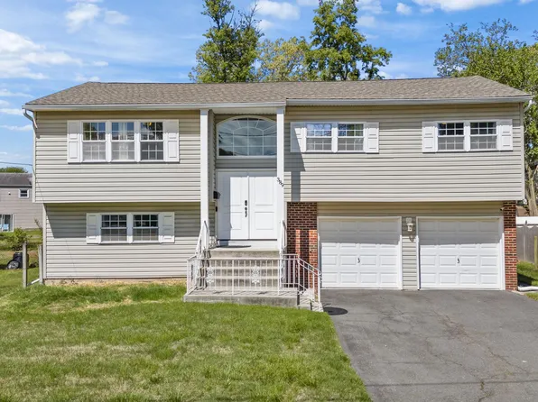 389 Regina Ave, Hamilton, NJ 08619